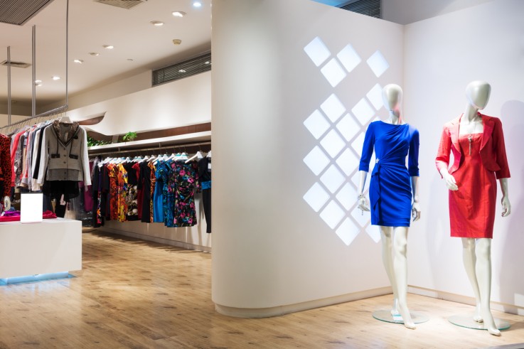 Retail unit HVAC contractor seeks chiller hire for London retail and office development